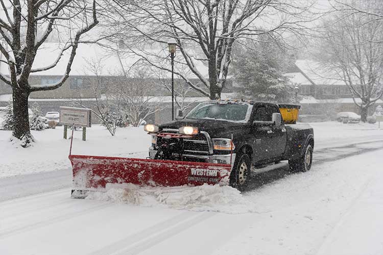 Snowplowing Service in Columbus Ohio