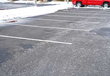 Snowplowing Service in London Ohio